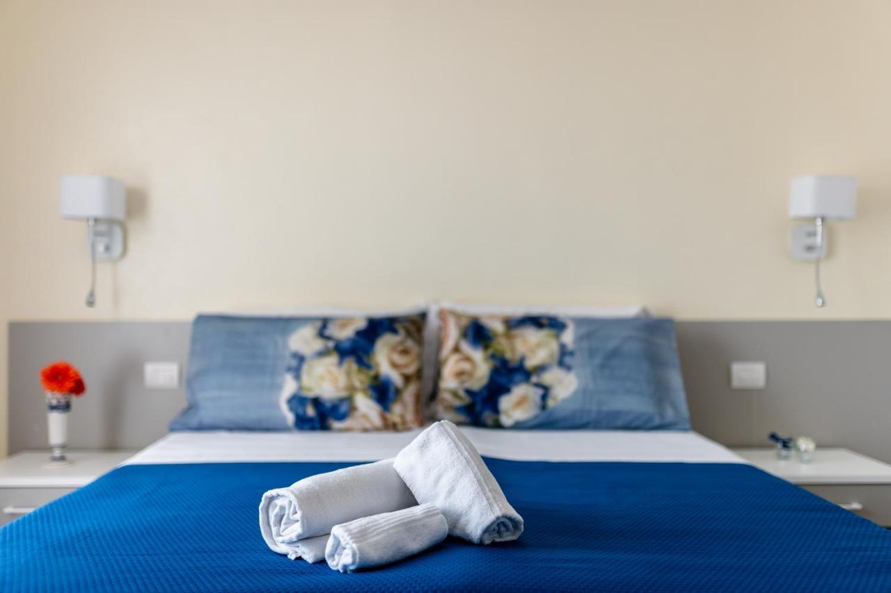 Le Calette Rooms - Puglia Mia Apartments Monopoli Exterior photo