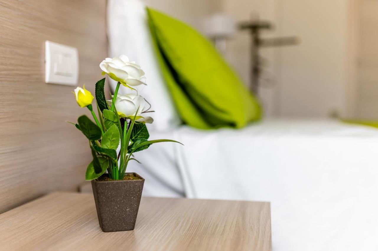 Le Calette Rooms - Puglia Mia Apartments Monopoli Exterior photo